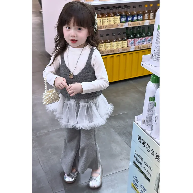 女童秋装套装2025新款网红儿童洋气女宝宝针织马甲喇叭裤三件套潮
