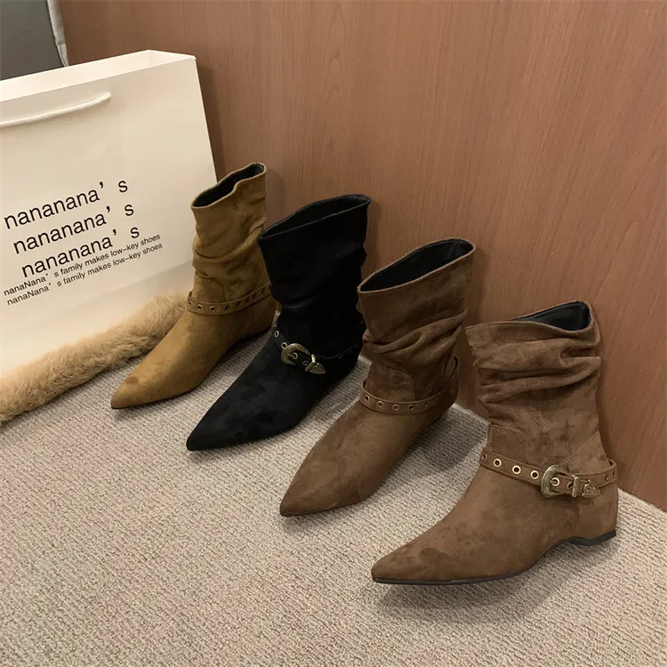 网红同款堆堆靴新款冬季美拉德西部牛仔粗跟尖头内增高短靴中筒靴