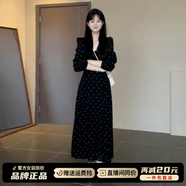 法式黑色v领波点长袖连衣裙子2025新款早秋季小个子气质收腰长裙