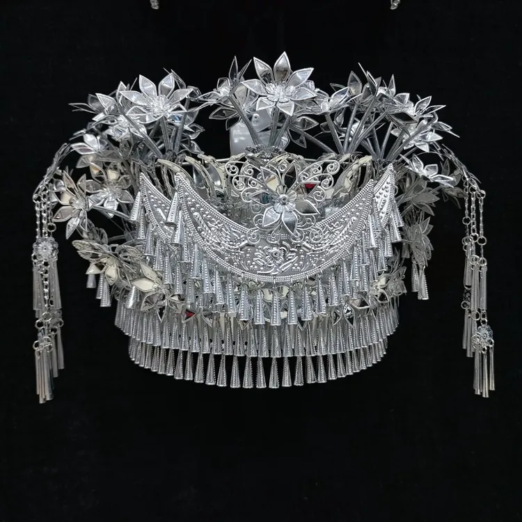 新款减龄月亮苗族帽子广西云南贵州湖南通用款不氧化不变色拍照