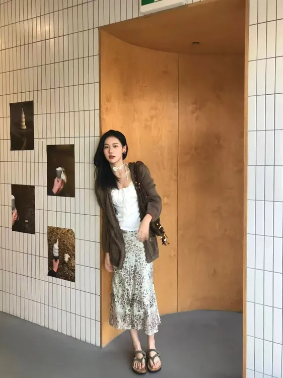 2025春季新款韩系百搭针织开衫抽绳蝴蝶结吊带背心上衣直筒半身裙