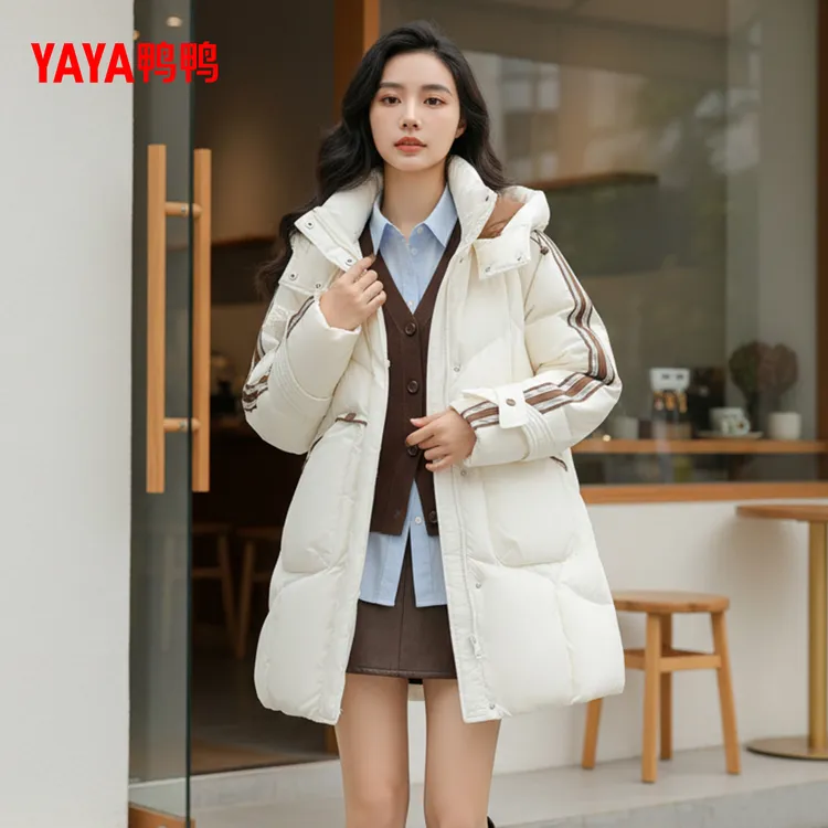 YAYA/鸭鸭中长款羽绒服女冬季2025新款韩版时尚连帽保暖女士外套
