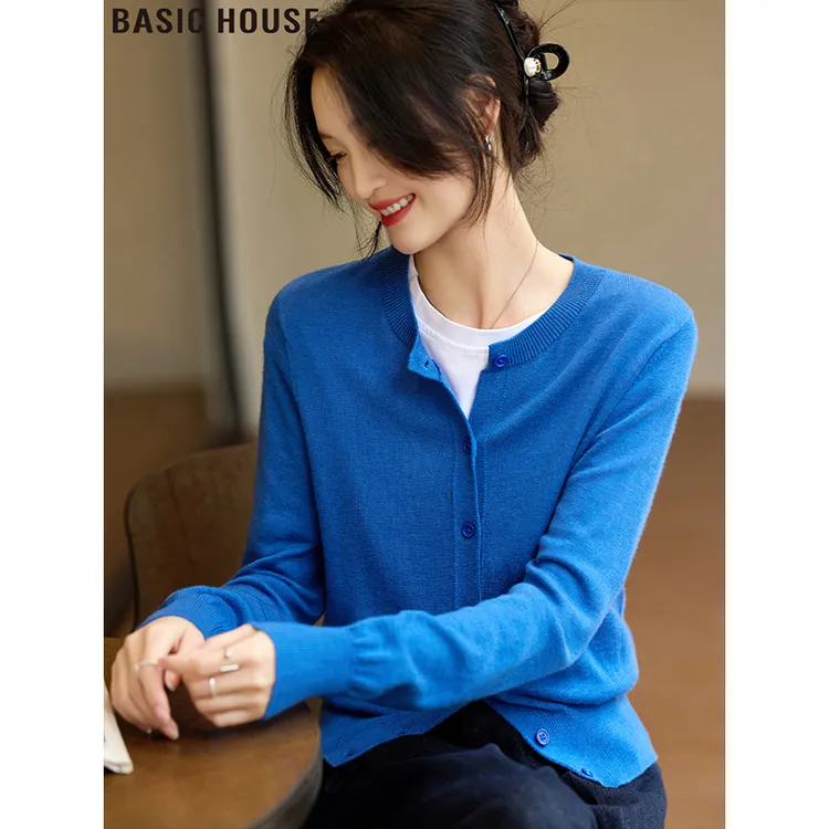 Basic House/百家好克莱因蓝修身圆领针织毛衣外套女2025秋季新款
