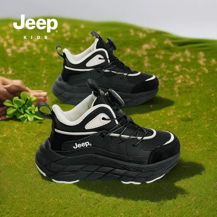 Jeep黑色儿童鞋子男童轻便透气运动鞋春秋季新款校园软底休闲鞋