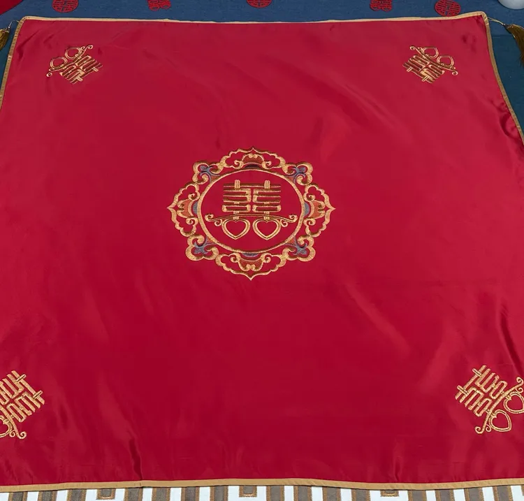 婚庆用品红色结婚新款包袱皮高品质刺绣盖头新款刺绣两用陪嫁