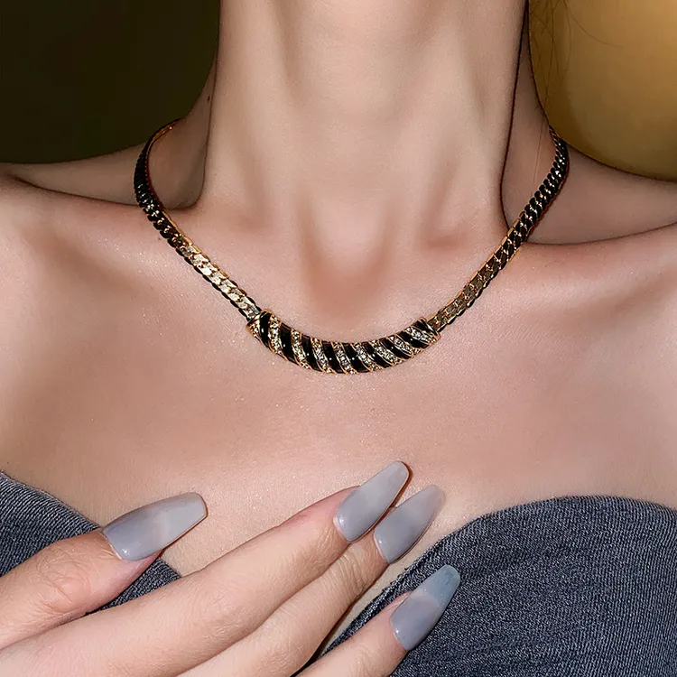 铜合金项链 中古vintage项链镶锆百搭时尚弧形滴油锁骨链轻奢高级