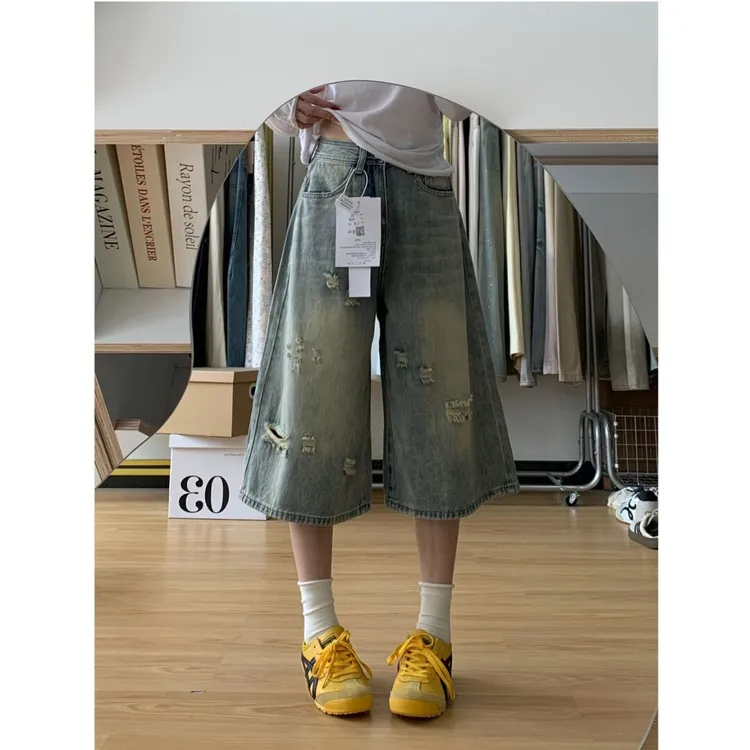 美式浅蓝色破洞显瘦阔腿七分牛仔裤女2025年夏季新款宽松垂感裤子