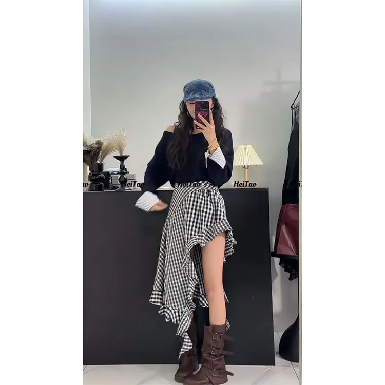 简约时尚高级感斜肩修身百搭长袖上衣高腰显瘦不规则格子半身裙
