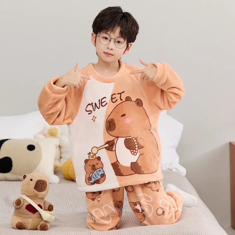 卡皮巴拉儿童法兰绒睡衣男童秋冬加绒保暖中大童珊瑚绒家居服套装