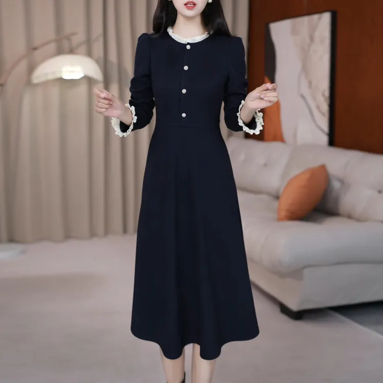 春秋高端长袖连衣裙女2025年新款气质简约配大衣妈妈修身显瘦裙子