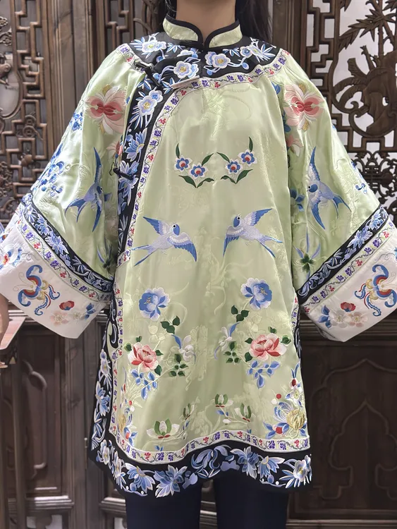 燕归丨刺绣大小姐清汉女桑蚕丝立领可拆斜襟款国风传统民族服饰 