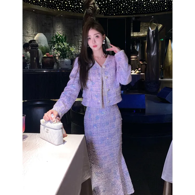 冰冰来了【留洋大小姐】重工轻奢钉珠短款小香外套半裙套装27321