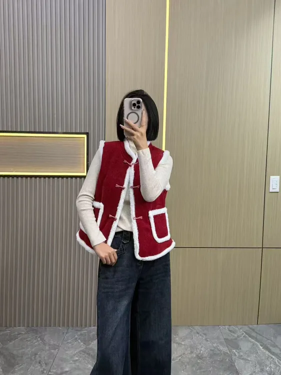 休闲风纯色百搭加绒冬季女装背心口袋中国风