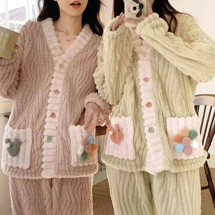家居服套装女款冬季可爱开衫少女保暖珊瑚甜美绒加绒加厚睡衣