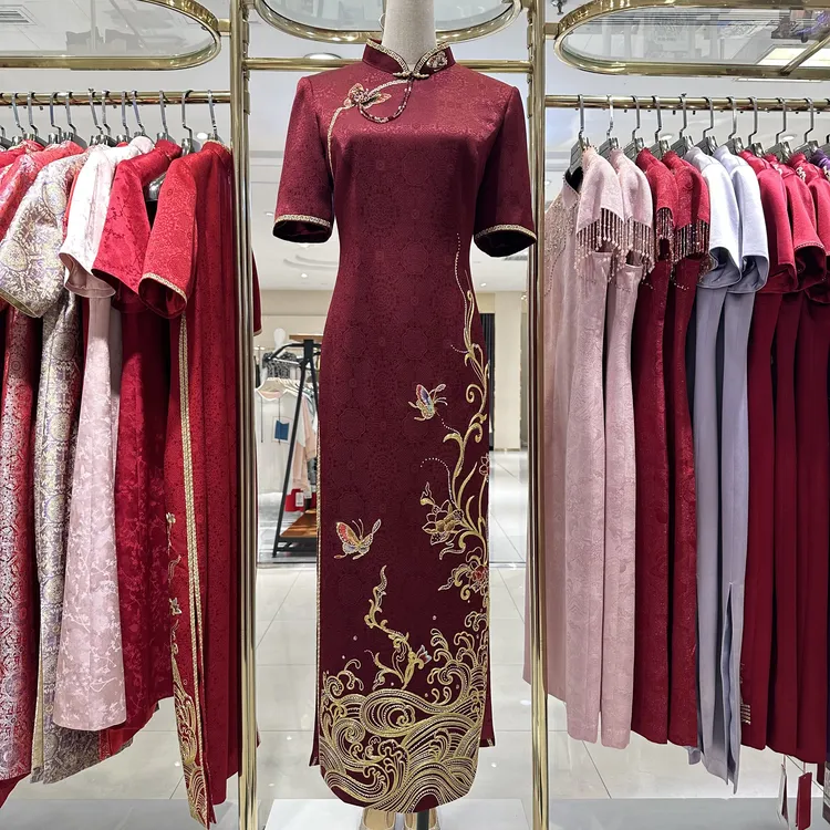 2025秋冬新款旗袍连衣裙醋酸刺绣气质高贵喜婆婆喜妈妈宴会礼服