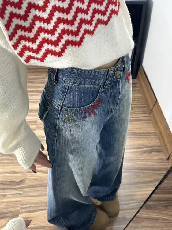 美式复古刺绣牛仔裤女冬季加绒大码胖mm设计感高腰宽松显瘦阔腿裤