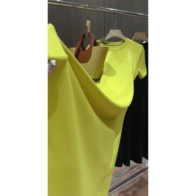 夏季时尚净版简单大大方方款气质A字摆长裙连衣裙