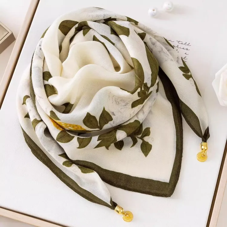 女士秋冬款丝巾磁吸扣棉麻韩剧小围巾黑色保暖方巾薄款围脖防风