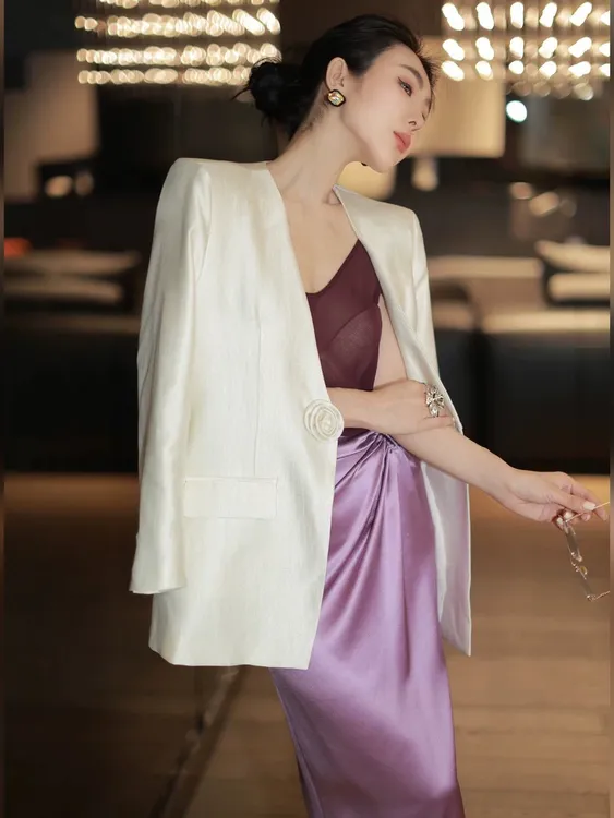 洋气女外套无领女西装外套独特花扣设计丰富造型立显时髦风时尚