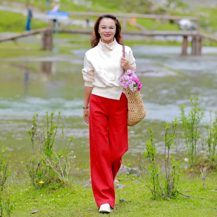 欧货时尚运动套装女春秋新款收腰开叉短款卫衣高腰阔腿卫裤两件套