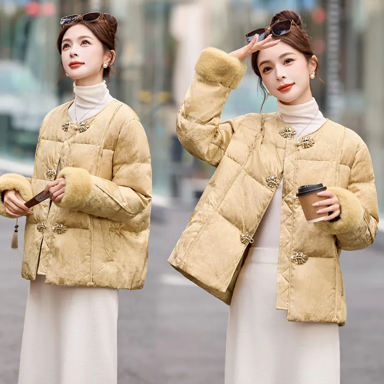 新中式国风羽绒服女冬季轻奢高级感提花超好看加厚保暖白鸭绒外套