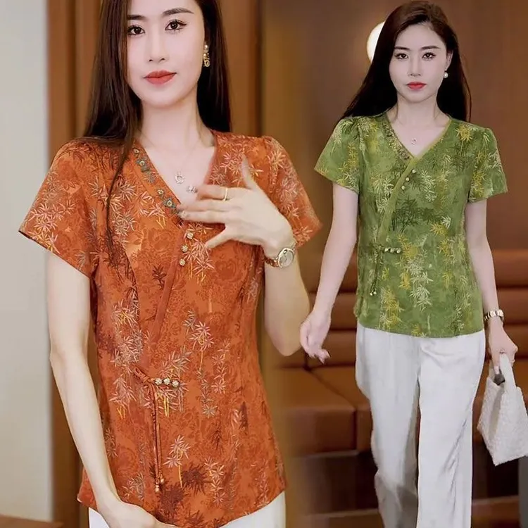 新中式夏季妈妈装气质衬衫女士2025时尚洋气减龄修身V领短袖上衣