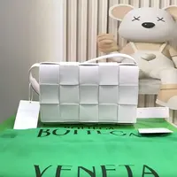 99新 BOTTEGA VENETA/葆蝶家 /夏vv0926/单肩包/62012