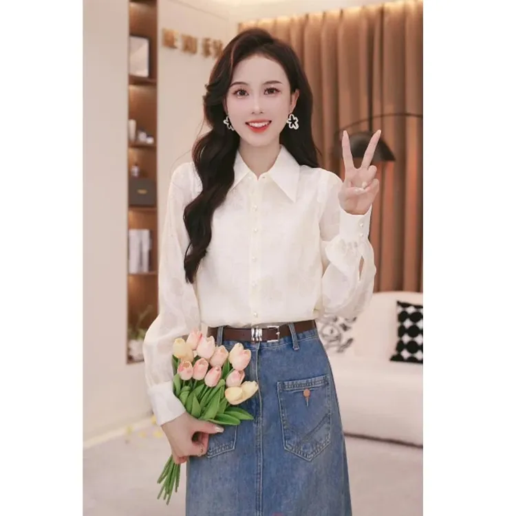 法式轻熟高级感翻领长袖衬衫女2025年春季新款设计感小众宽松上衣