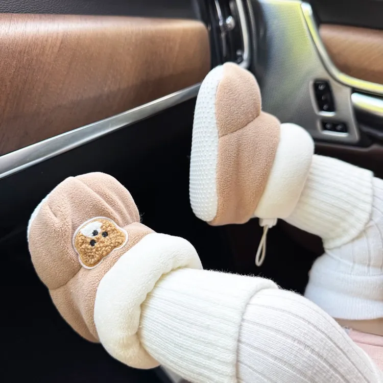 2025新款秋冬新生婴儿鞋袜加绒0到1岁男女宝宝不掉跟保暖袜步前鞋