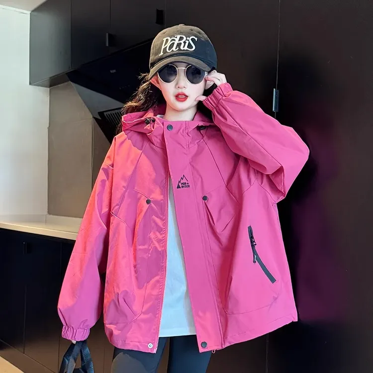 女童冲锋衣春装2025新款儿童洋气早秋外套大童女孩春秋季连帽风衣