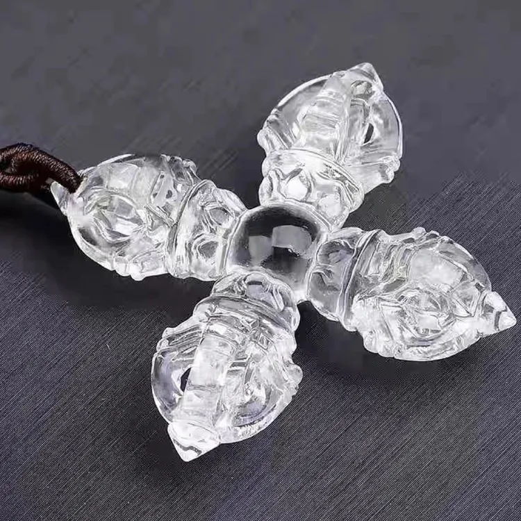 东海水晶原石切割雕刻水晶雕刻吊坠