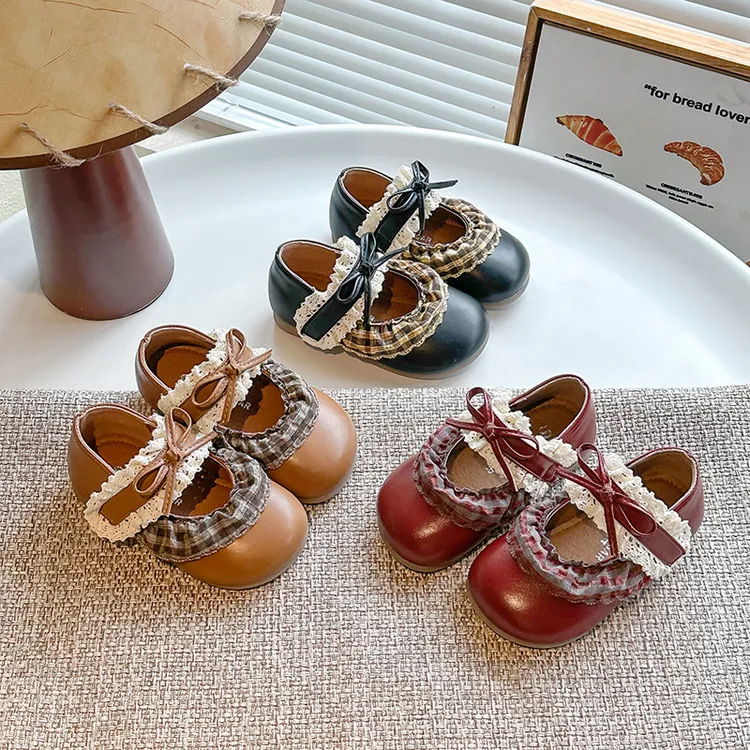 女童小皮鞋花边公主鞋2025春秋新款复古百搭单鞋魔术贴时尚豆豆鞋