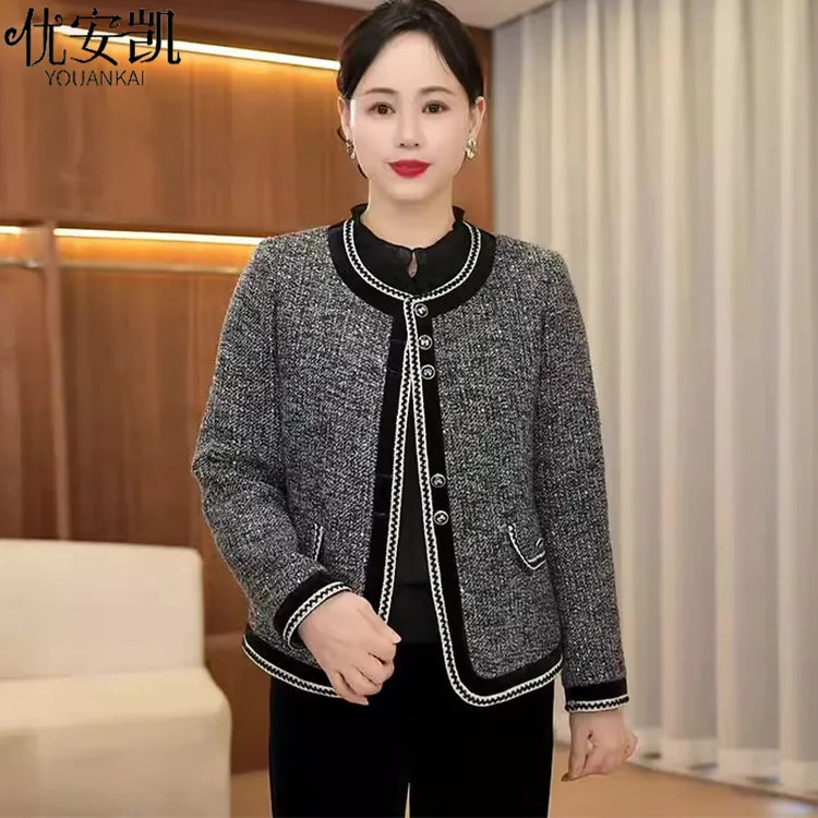 妈妈洋气减龄休闲短外套女装显瘦小个子中老年夹克时尚小香风上衣