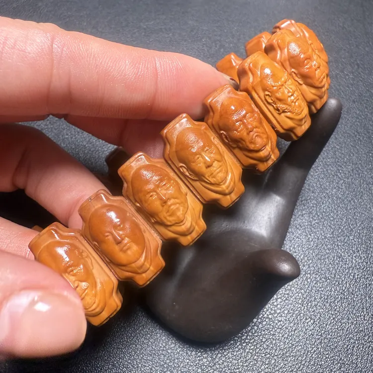 橄榄核雕刻手牌 十八罗汉