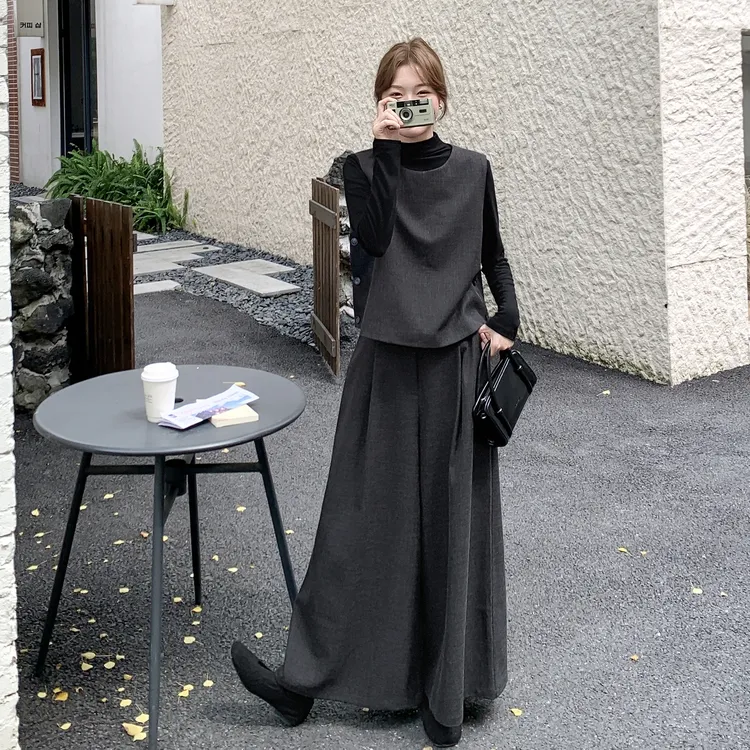 法式复古大方得体三件套女2025早秋新款简约风马甲内搭阔腿裤套装