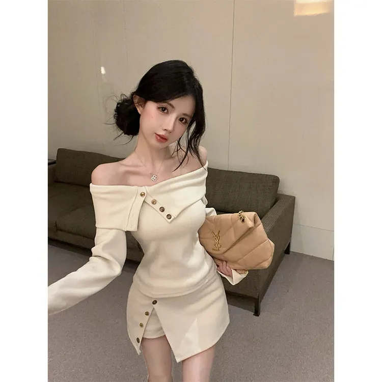 2026春装新款性感辣妹一字领不规则T恤上衣显瘦开叉裙裤两件套装