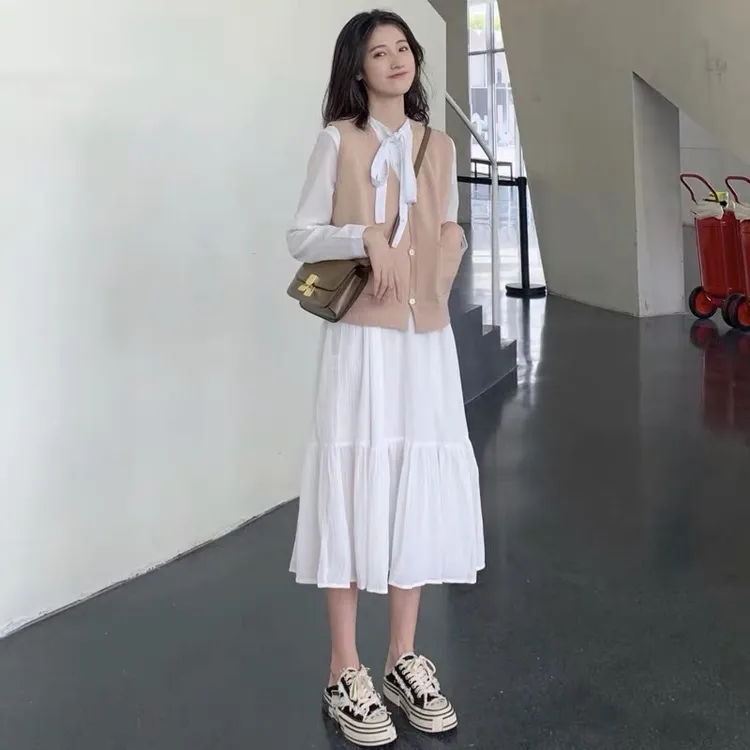 早秋款潮网红初秋洋气减龄两件套马甲配裙子白色连衣裙夏季套装显