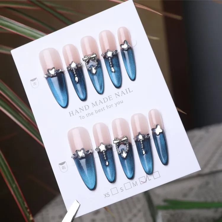 细狗长尖纯手工穿戴甲美甲蓝海猫眼贴钻款式高级贵气感十足100