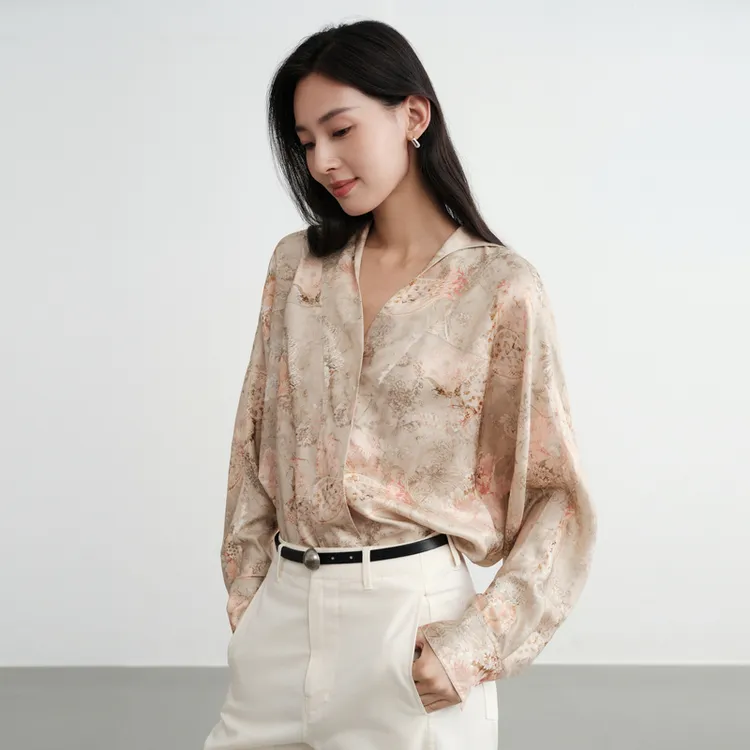 【蓝标】EP雅莹新款女装 桑蚕丝印花时尚宽松翻领长袖衬衫2221A