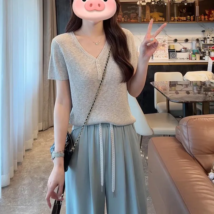 夏季新款胖mm大码女装气质薄款针织衫上衣显瘦V领纽扣短袖T恤上衣