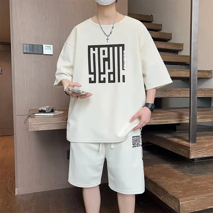 一套潮牌夏季白色男套装短裤棋盘格潮流高级感搭配两件套男装短袖