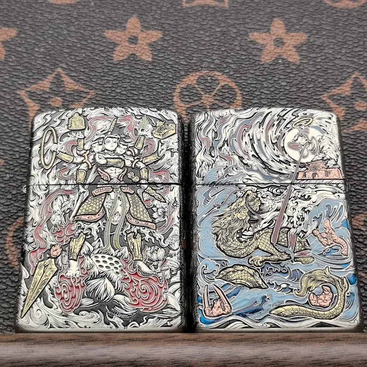 2代902S盔甲(哪吒)五面浮雕镶嵌珐琅彩打火机【星火造物】