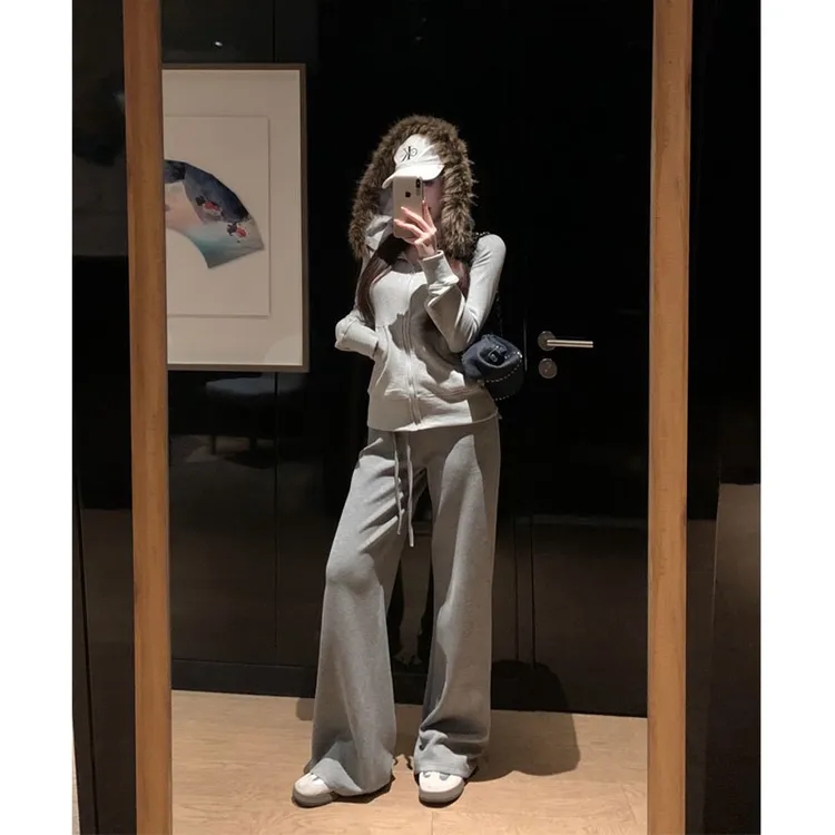 2025年秋季新款ins美式复古毛领连帽外套显瘦拉链开衫+休闲卫裤女