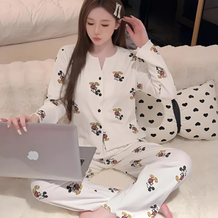 2025新款海岛绒睡衣女秋冬季卡通可爱米奇保暖显瘦时尚家居服套装