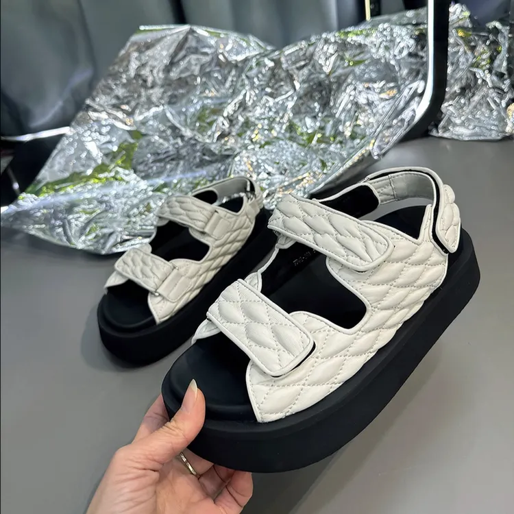 魔术贴纯色法式时尚休闲沙滩鞋拖鞋夏季网红罗马鞋软底凉鞋