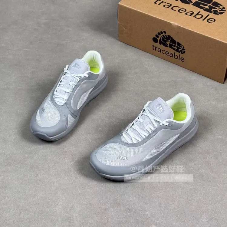 加拿大高端宽楦赤足户外运动跑步鞋透气防滑耐磨全地徒步越野跑鞋