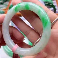 翡翠手镯未镶嵌翡翠