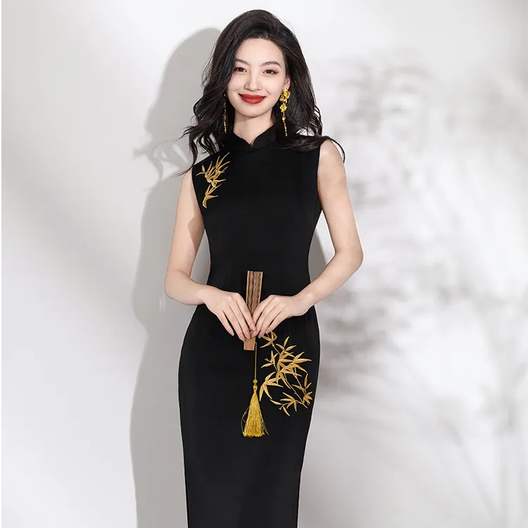 黑色无袖旗袍2025新款女新中式连衣裙夏季改良国风刺绣修身高级感