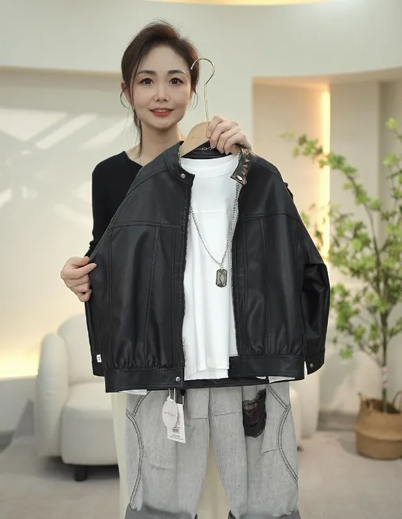 儿童春秋新款2025新品男女宝宝百搭纯色宽松休闲皮夹克短款风皮衣