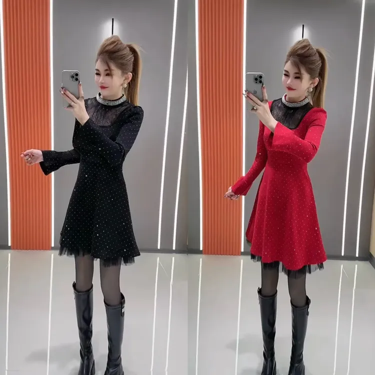 9129蕾丝拼接连衣裙2024秋冬款重工烫钻满天星时尚气质显瘦连衣裙